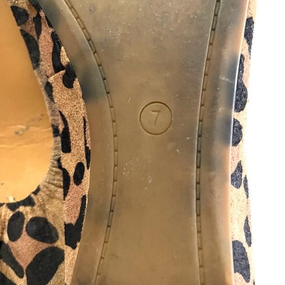 Audrey Brooke leopard leather flats. Size 7. - Picture 6 of 7